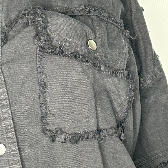 Elan Rock & Roll Denim Shacket Jacket Devan Black Snap Front Frayed Trim Small - Picture 8 of 9